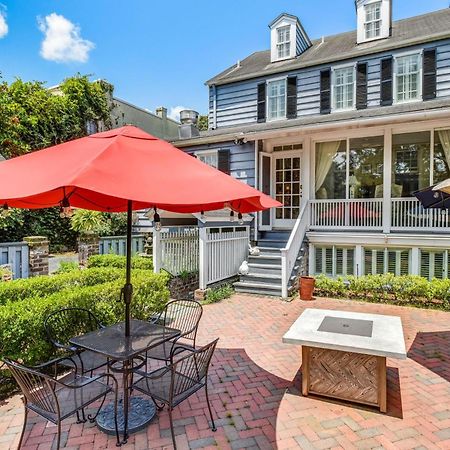 Spanish Moss Inn Савана Екстериор снимка