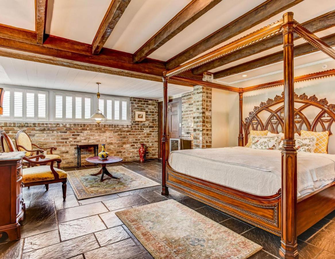 Spanish Moss Inn Савана Екстериор снимка